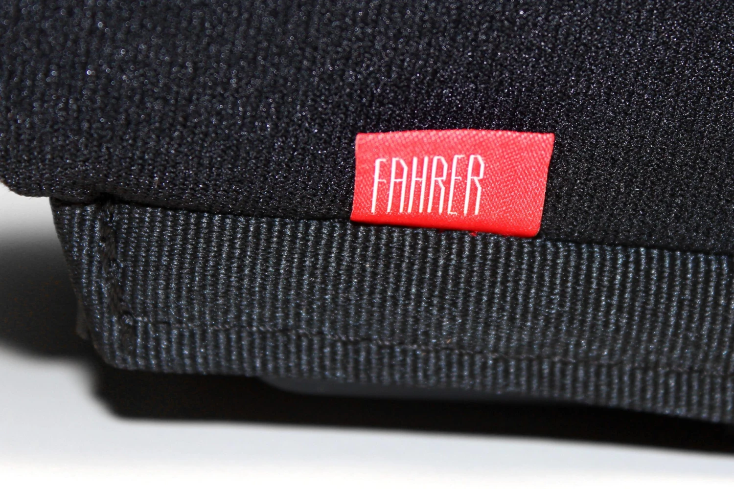 FAHRER Neopren Schutzhülle Cover - Gepäckträger-Akku - Bosch Active / Performance – Bild 2